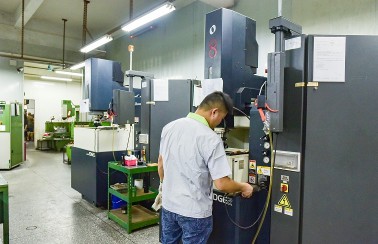 蓝冠娱乐测速网址