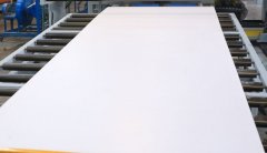 <b>蓝冠注册最好的5mm黑色雪弗板厂家直销</b>