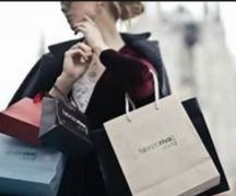 <b>塑料制品开启消费者心蓝冠注册扉的权谋</b>